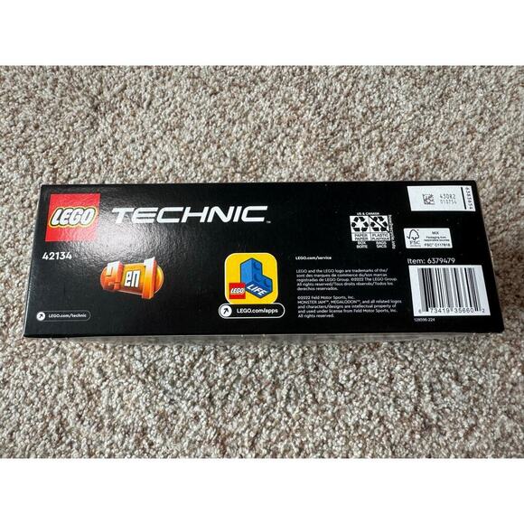 LEGO Monster Jam Megalodon MEGA (42134); 247 Pcs; NEW in BOX! Ages 7+ - Picture 5 of 6